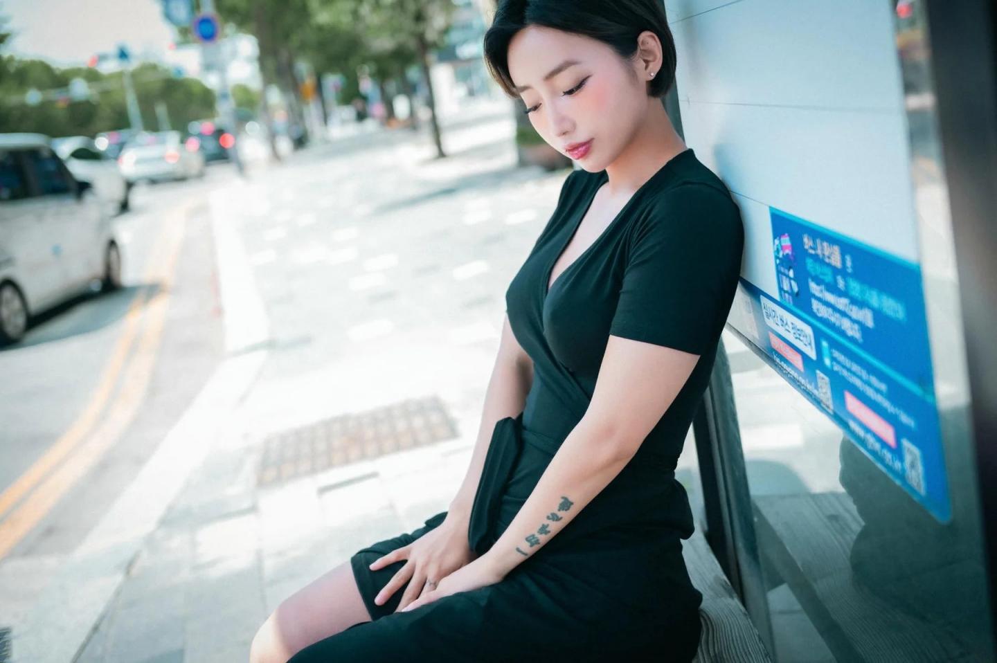 Booty Queen 公园黑裙