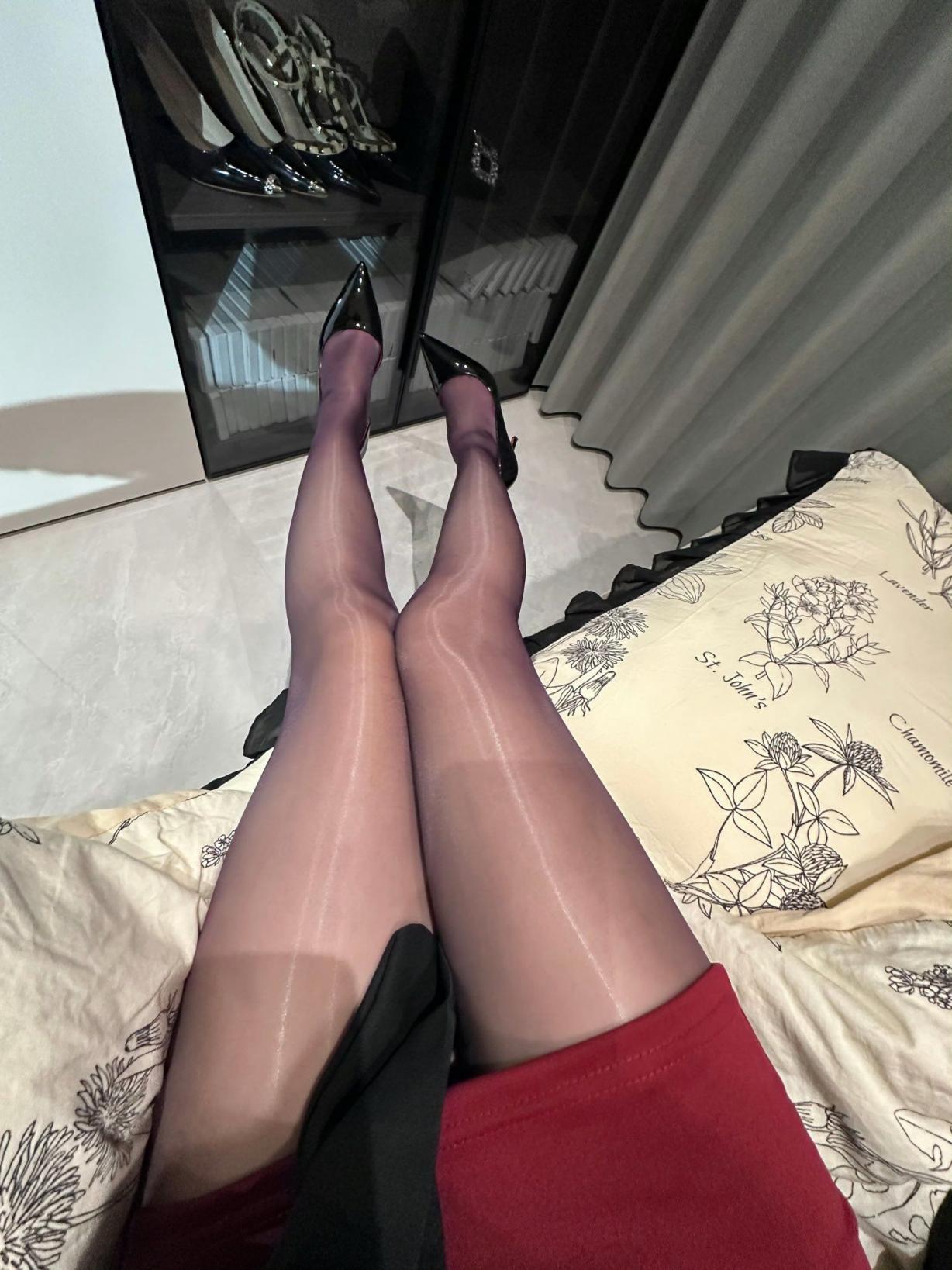 丝袜美腿的诱惑