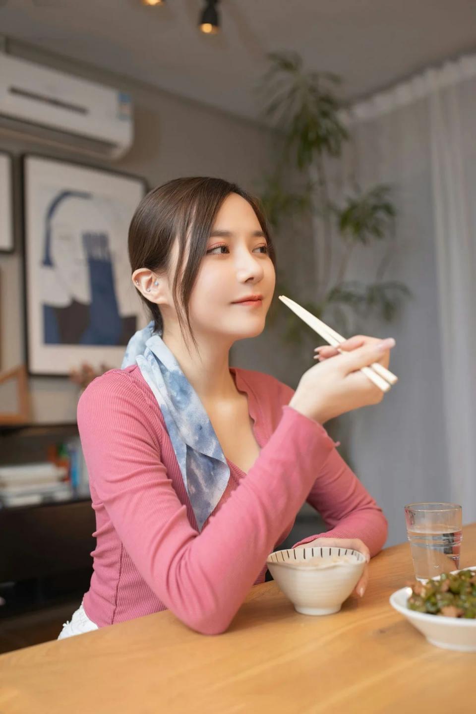 鱼子酱 fish 邻居借水主题