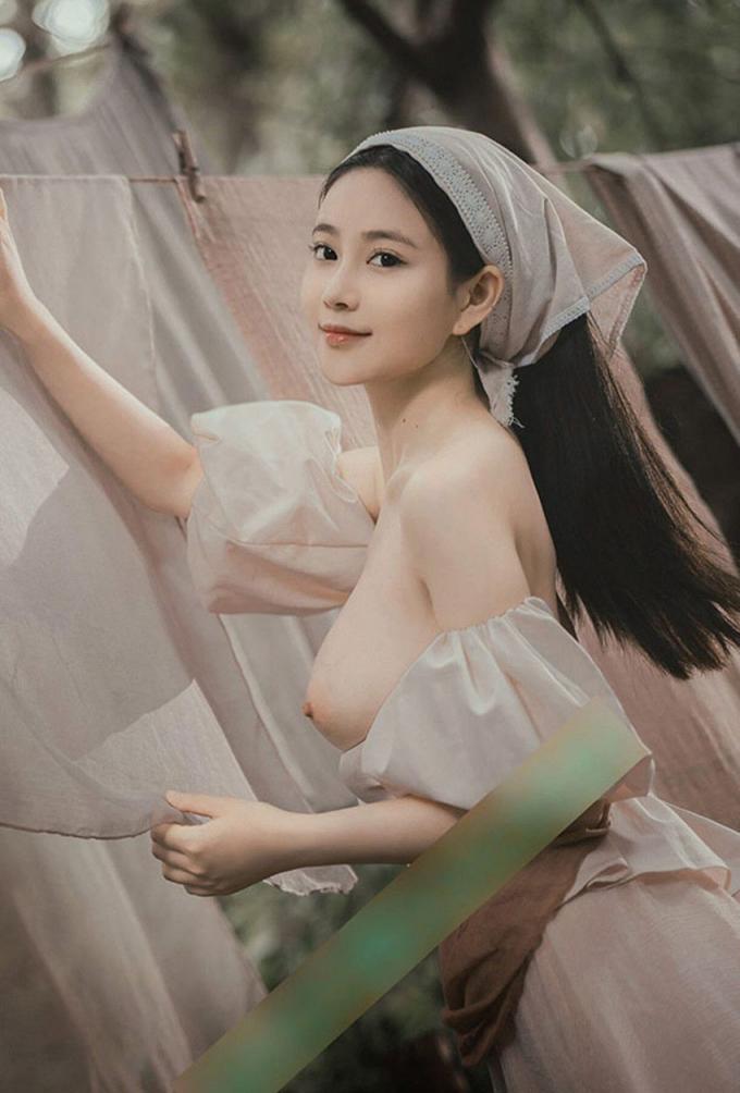 清纯又骚的女人