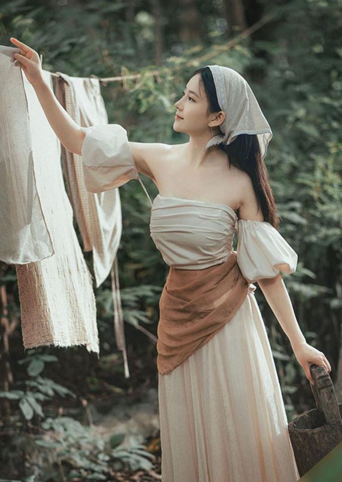 清纯又骚的女人