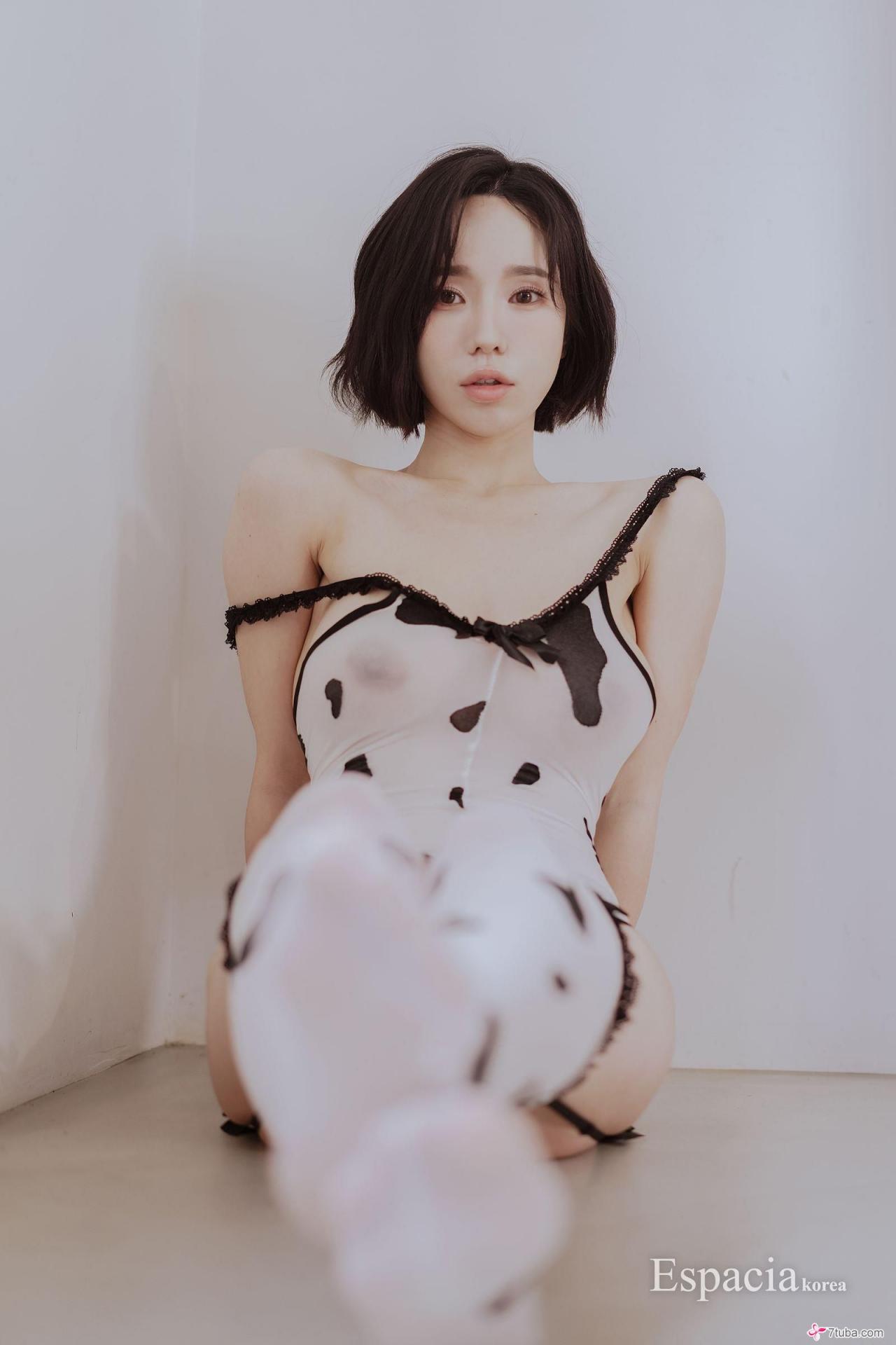 YUNHA奶牛