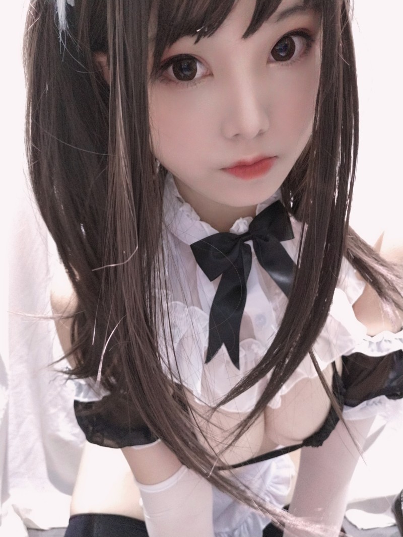 纯白女仆