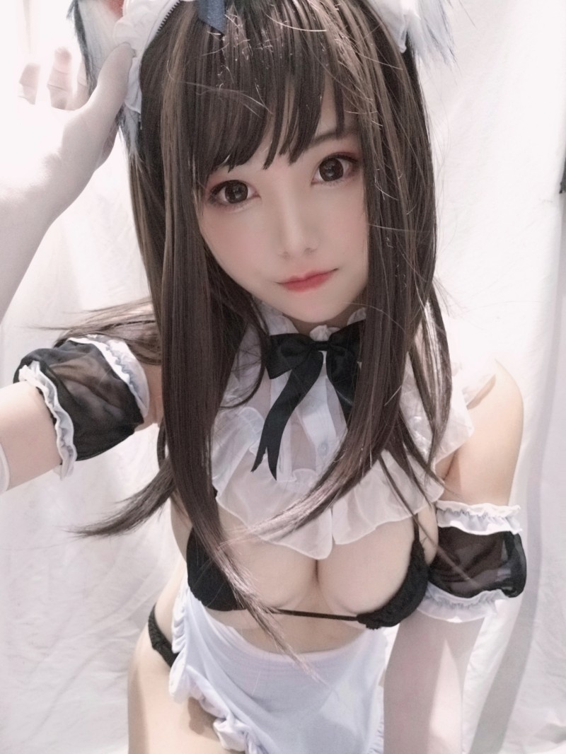 纯白女仆