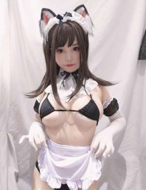 纯白女仆